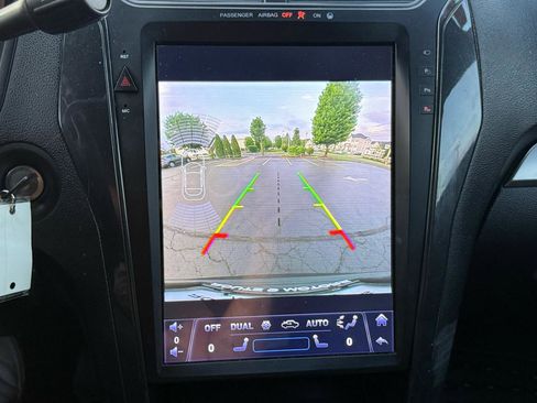Used 2019 Ford Explorer 4WD Police Interceptor image 18
