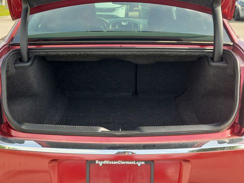 Used 2014 Chrysler 300 RWD image 12