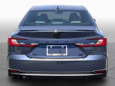 New 2026 Toyota Camry SE FWD image 4