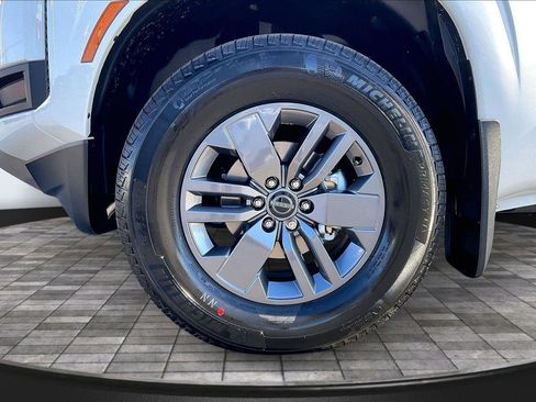 New 2026 Nissan Frontier SV w/ SV Convenience Package image 12