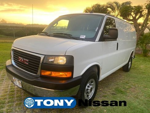 Used 2023 GMC Savana 2500 Work Van w/ Driver Convenience Package image 3