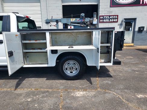 Used 2020 Ford F250 XL w/ Power Equipment Group image 10