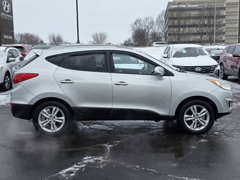 Used 2010 Hyundai Tucson GLS w/ Popular Equipment Pkg 2 image 6
