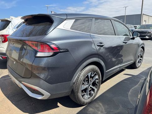 Certified 2023 Kia Sportage EX image 5