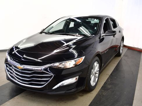 Used 2024 Chevrolet Malibu LT image 4