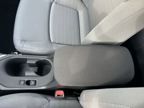 Used 2026 Toyota Corolla SE w/ SE Package FWD image 30
