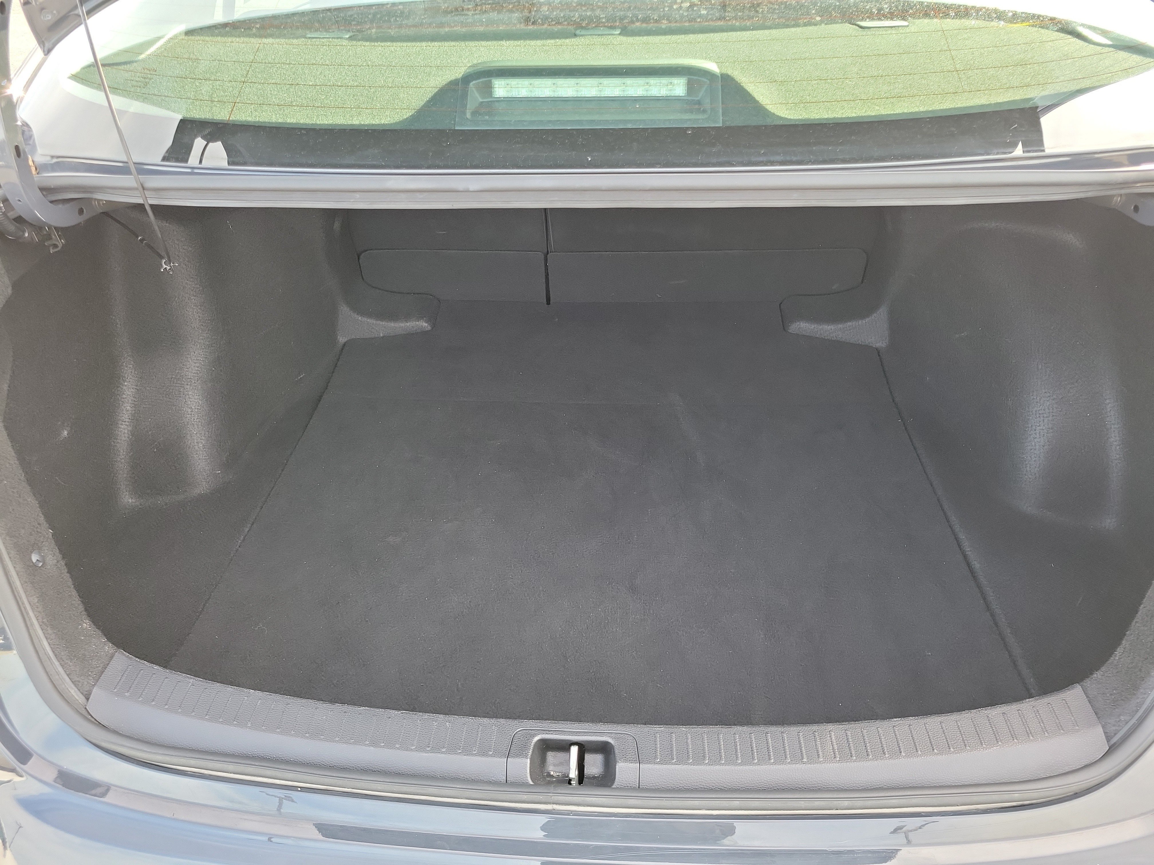 Used 2024 Toyota Corolla LE FWD image 8