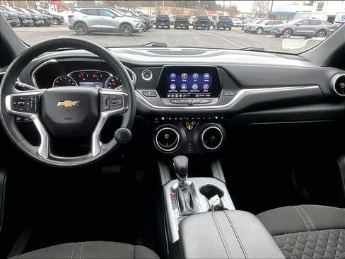Used 2022 Chevrolet Blazer LT image 20