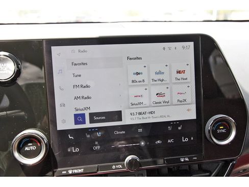 Used 2025 Lexus NX 250 FWD w/ Towing Package (2000 Lbs) image 13