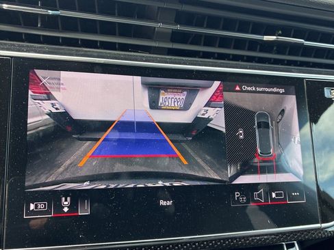 Used 2023 Audi SQ7 Prestige image 8