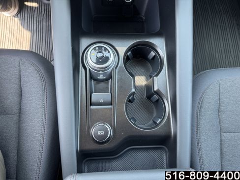 Used 2026 Ford Explorer Active AWD/4WD image 19