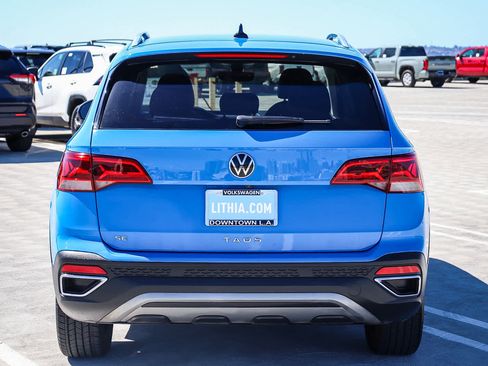 Used 2023 Volkswagen Taos SE FWD image 7