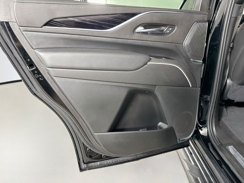 Used 2021 Cadillac Escalade Sport RWD image 26