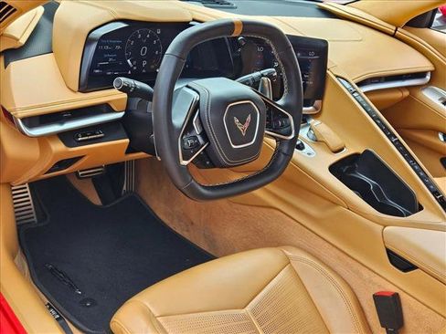 Used 2021 Chevrolet Corvette Stingray Premium Conv w/ Z51 Performance Package image 8