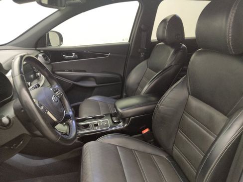 Used 2019 Kia Sorento SX FWD image 17