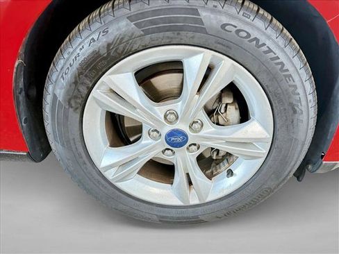 Used 2012 Ford Focus SE FWD image 16