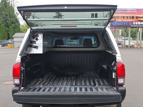 Used 2023 Toyota Tacoma SR RWD image 9