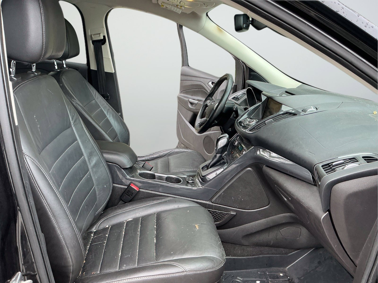 Used 2015 Ford Escape Titanium w/ Equipment Group 301A FWD image 14