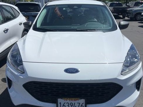 Used 2022 Ford Escape S FWD image 3
