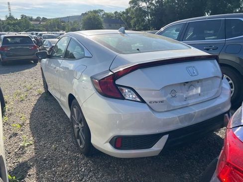 Used 2019 Honda Civic EX image 2