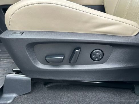 Used 2023 INFINITI QX60 Sensory w/ Vision Package AWD/4WD image 21
