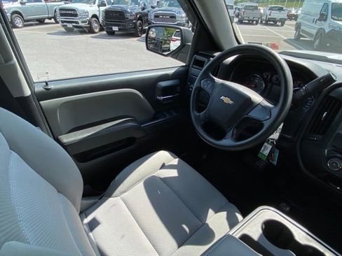 Used 2019 Chevrolet Silverado 1500 Custom w/ Custom Convenience Package AWD/4WD image 26