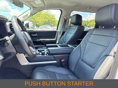 Used 2023 Toyota Tundra Limited w/ Power Package RWD image 4