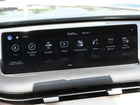 Used 2022 Genesis GV70 2.5T w/ Advanced Package AWD/4WD image 20