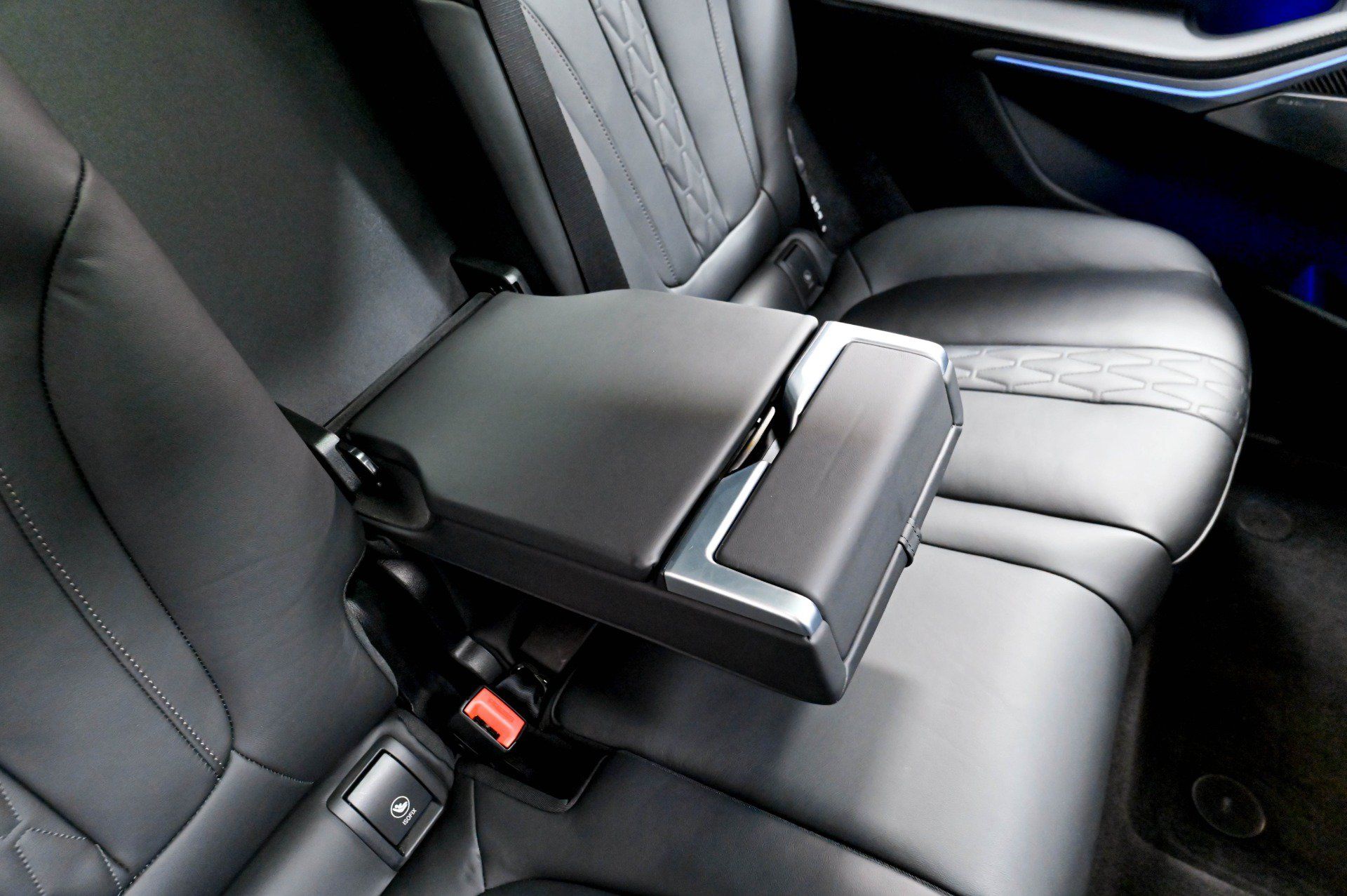 Used 2023 BMW ALPINA XB7 AWD/4WD image 33