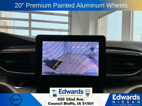 Used 2021 Ford Explorer XLT w/ Equipment Group 202A AWD/4WD image 29