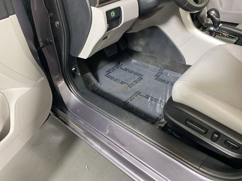 Used 2016 Honda Accord EX-L image 26