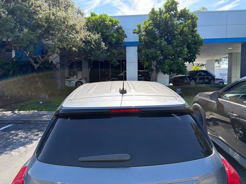 Used 2020 Chevrolet Trax LS w/ Tint and Cruise Package FWD image 9