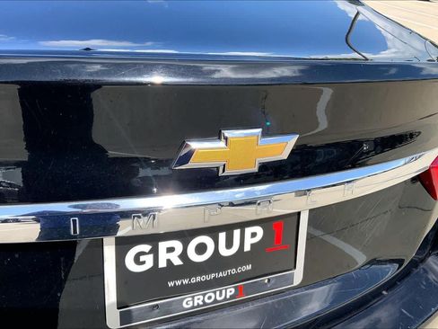 Used 2018 Chevrolet Impala Premier FWD image 30