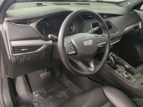 Used 2023 Cadillac XT4 Premium Luxury w/ Cold Weather Package image 10
