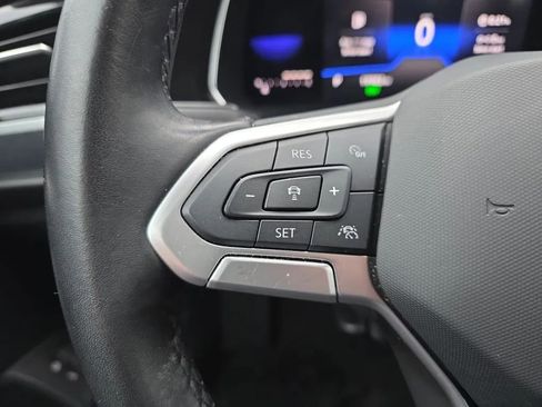 Used 2023 Volkswagen Jetta SE image 17