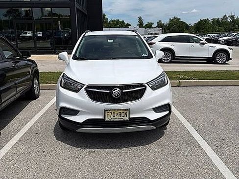 Used 2019 Buick Encore Preferred AWD/4WD image 1