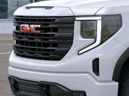 New 2026 GMC Sierra 1500 Elevation image 13