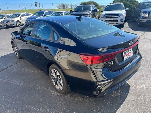 Used 2020 Kia Forte LXS image 6