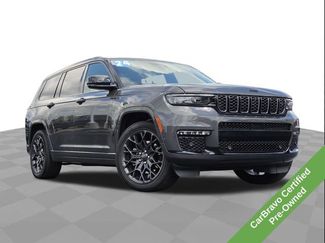 Used 2024 Jeep Grand Cherokee L Summit w/ Advanced Protech Group IV AWD/4WD video 1