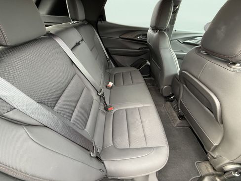 Used 2023 Chevrolet TrailBlazer RS w/ Convenience Package FWD image 14