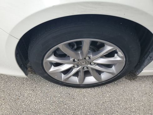 Used 2023 Acura TLX FWD image 4