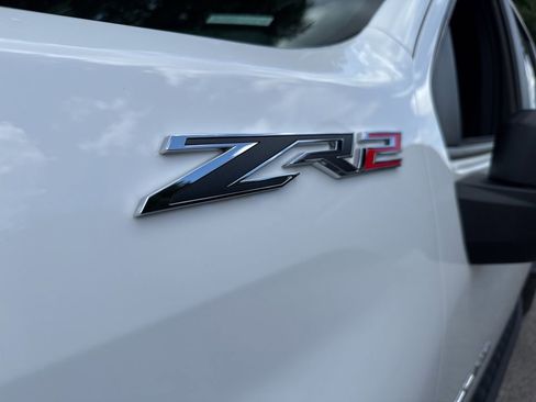 Used 2024 Chevrolet Silverado 2500 ZR2 w/ Technology Package AWD/4WD image 7