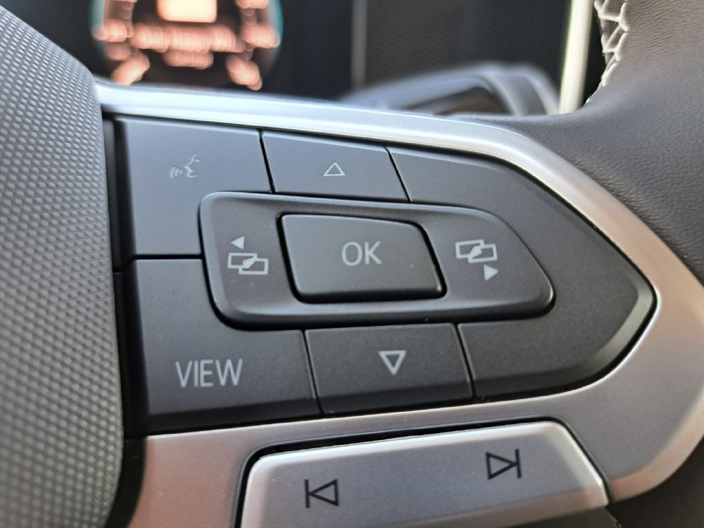 Used 2026 Volkswagen Tiguan S FWD image 13