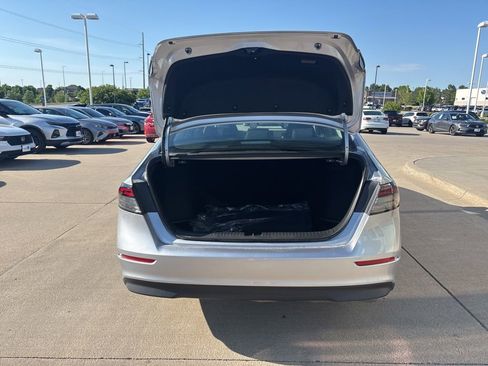 Used 2025 Honda Accord SE image 34