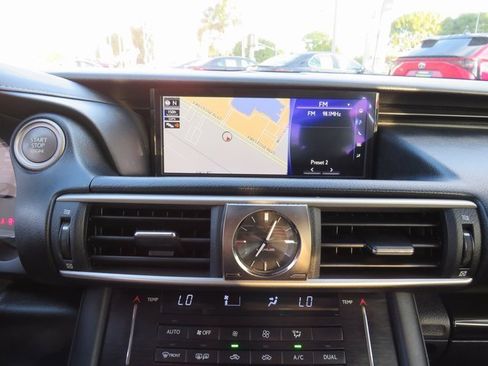 Used 2017 Lexus IS 200t image 26