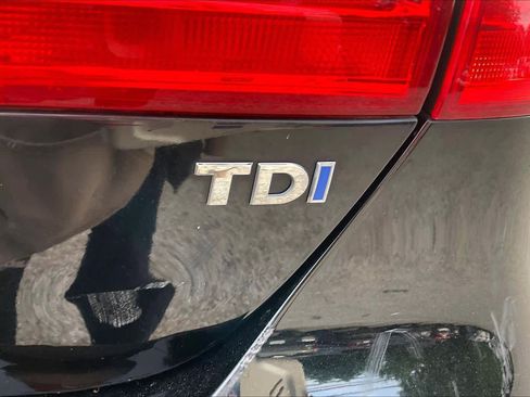 Used 2014 Volkswagen Jetta TDI FWD image 10