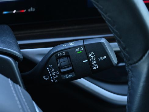 Used 2025 BMW X5 xDrive40i image 36