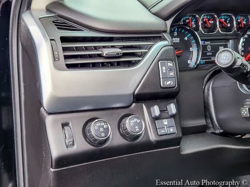 Used 2017 Chevrolet Tahoe Premier AWD/4WD image 18