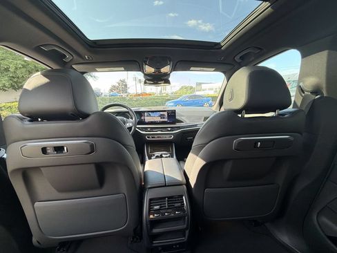 Used 2024 BMW X5 xDrive40i w/ Parking Assistance Package AWD/4WD image 20