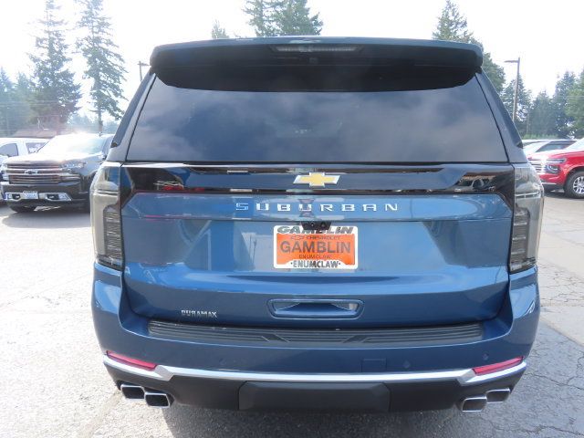 Used 2026 Chevrolet Suburban High Country AWD/4WD image 7